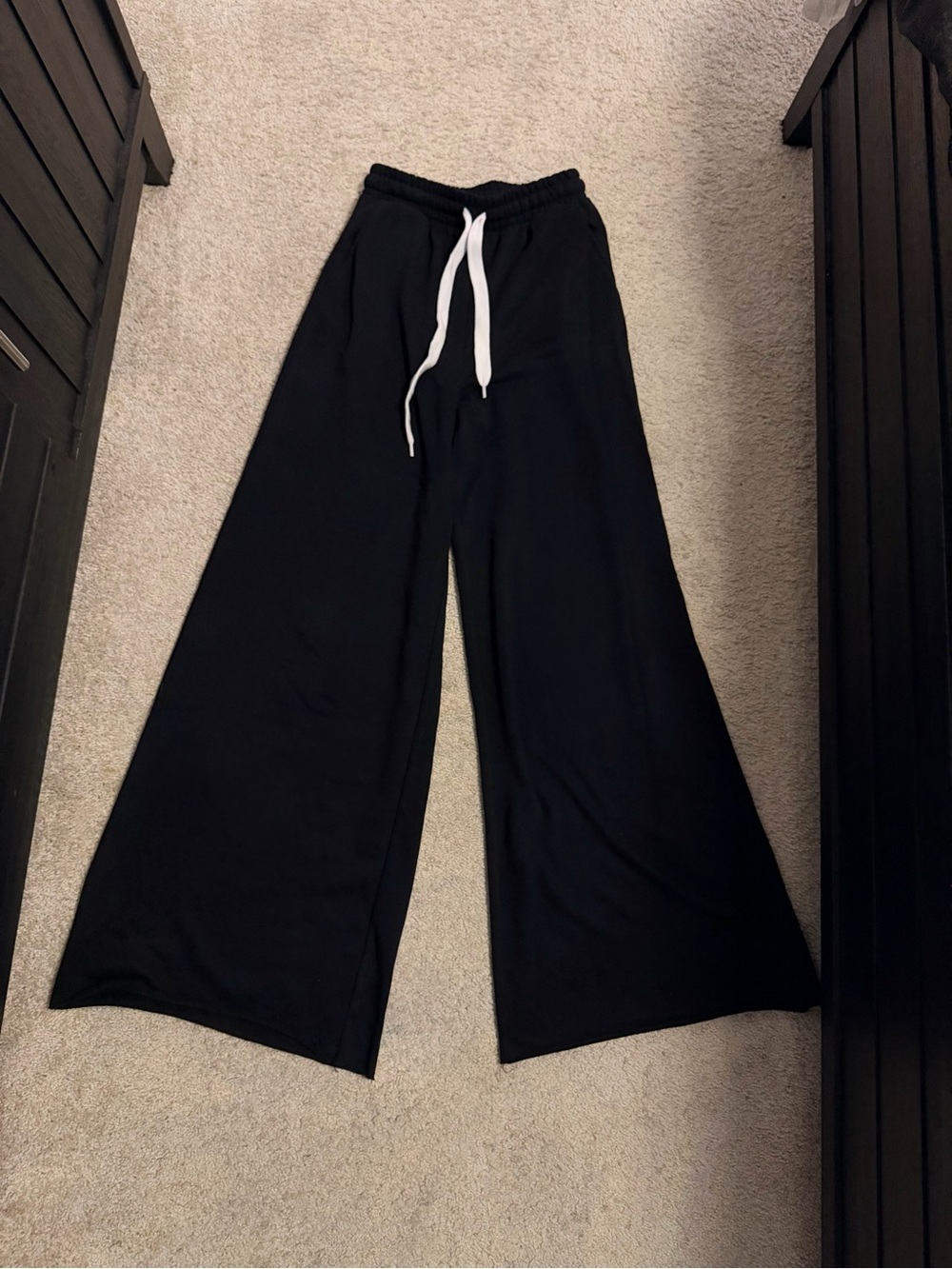 Fashion Nova Black Wide-Leg sweatpants with White Drawstring
